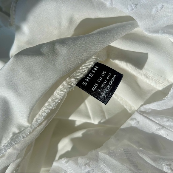 SHEIN Classic White Dress - Picture 4 of 4